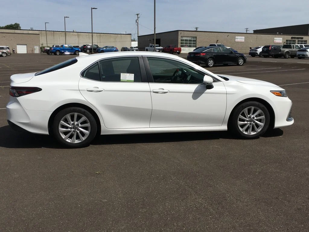 Used 2023 White Toyota LE image 8