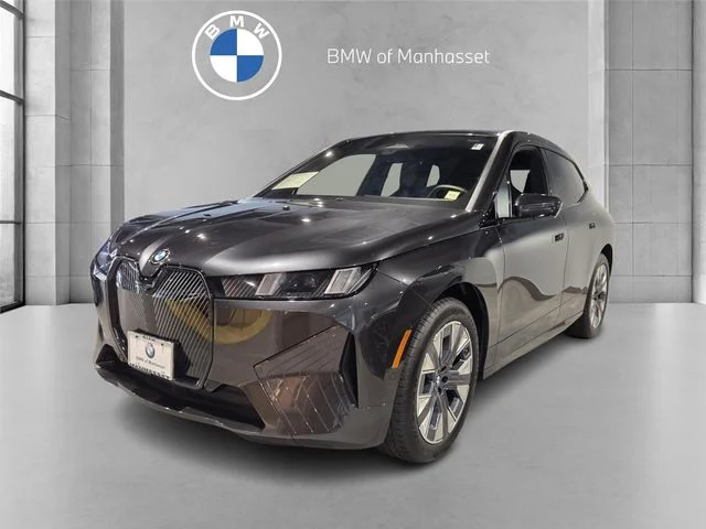 2026 BMW iX xDrive45's photo