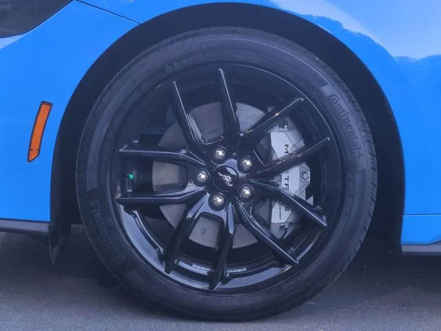 Used 2025 Blue Ford GT image 19