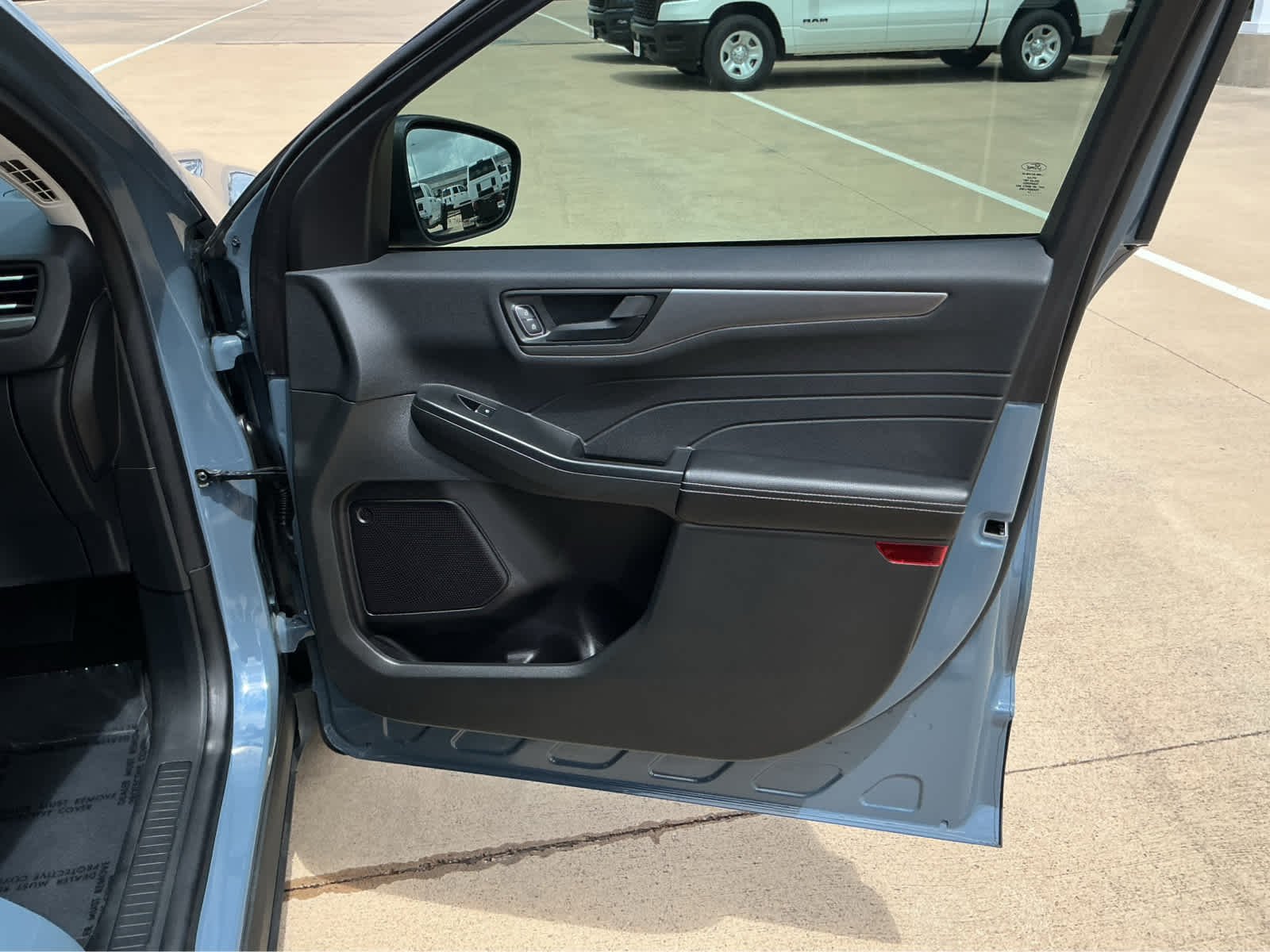 Used 2024 Vapor Blue Metallic Ford Active image 21
