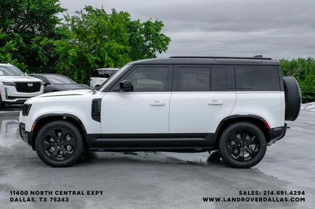 New 2026 Fuji White Land Rover X-Dynamic SE image 11