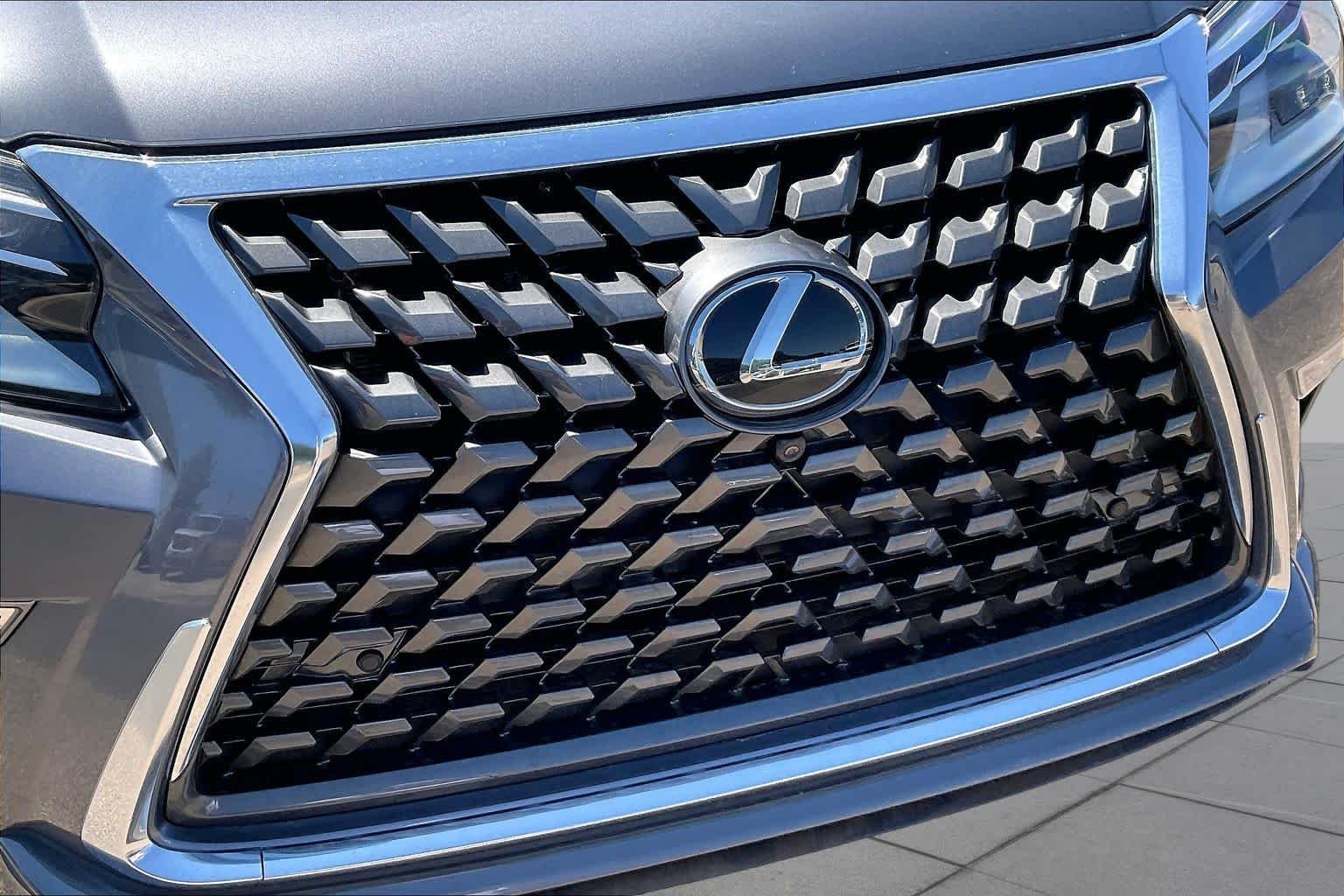 Used 2023 Nebula Gray Pearl Lexus Luxury image 29