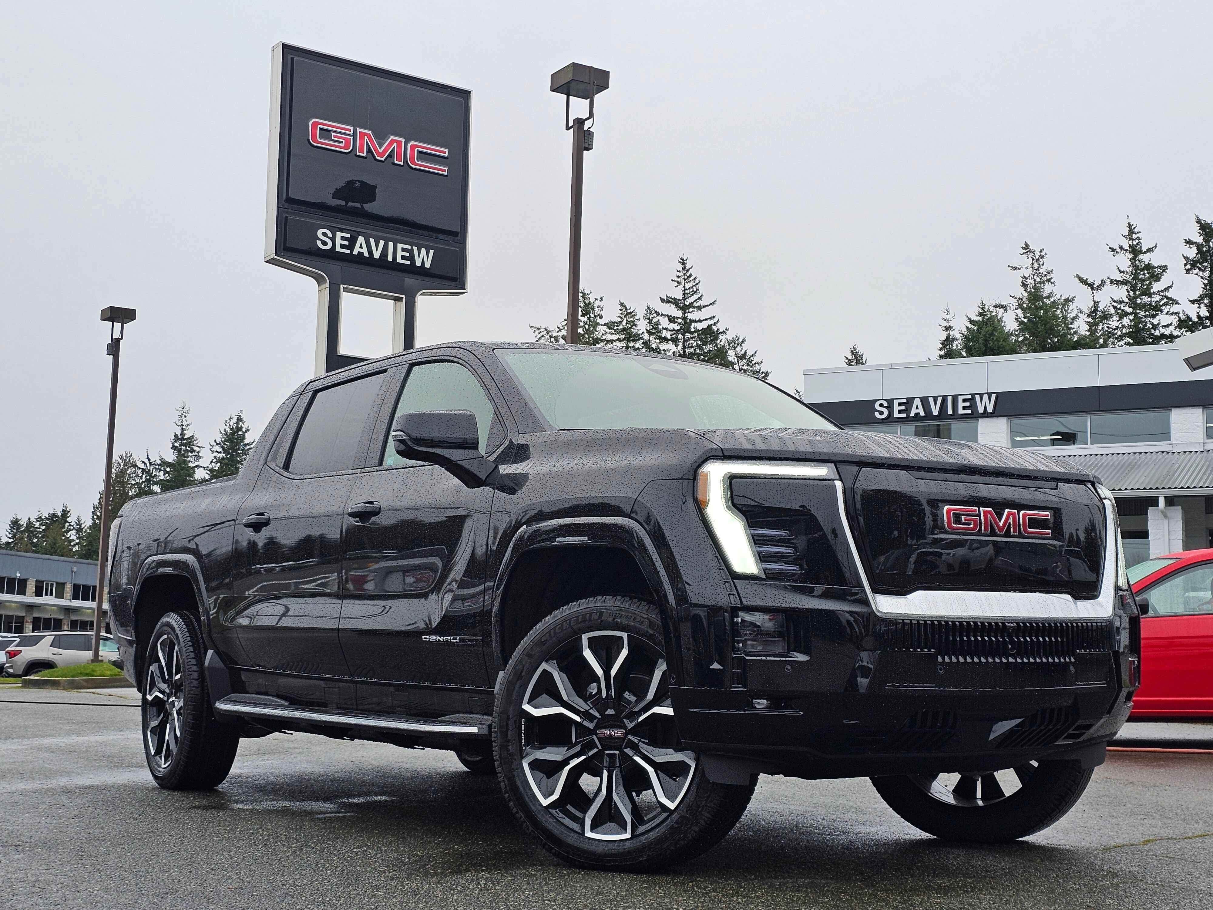 2026 GMC Sierra Denali Extended Range Crew Cab e4WD's photo