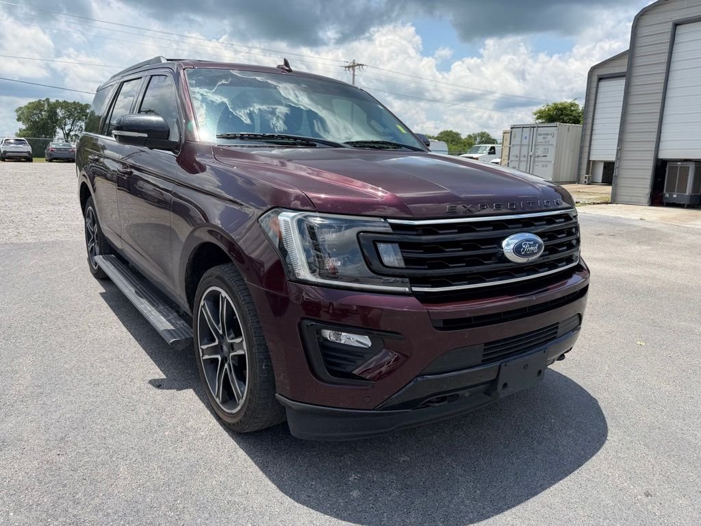 Used 2020 Red Ford Limited image 2