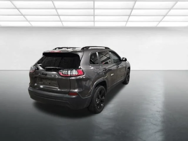 Used 2020 Gray Jeep Latitude Plus image 5