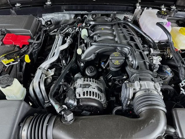 2025 Jeep Wrangler 4-Door Sahara - Photo 29