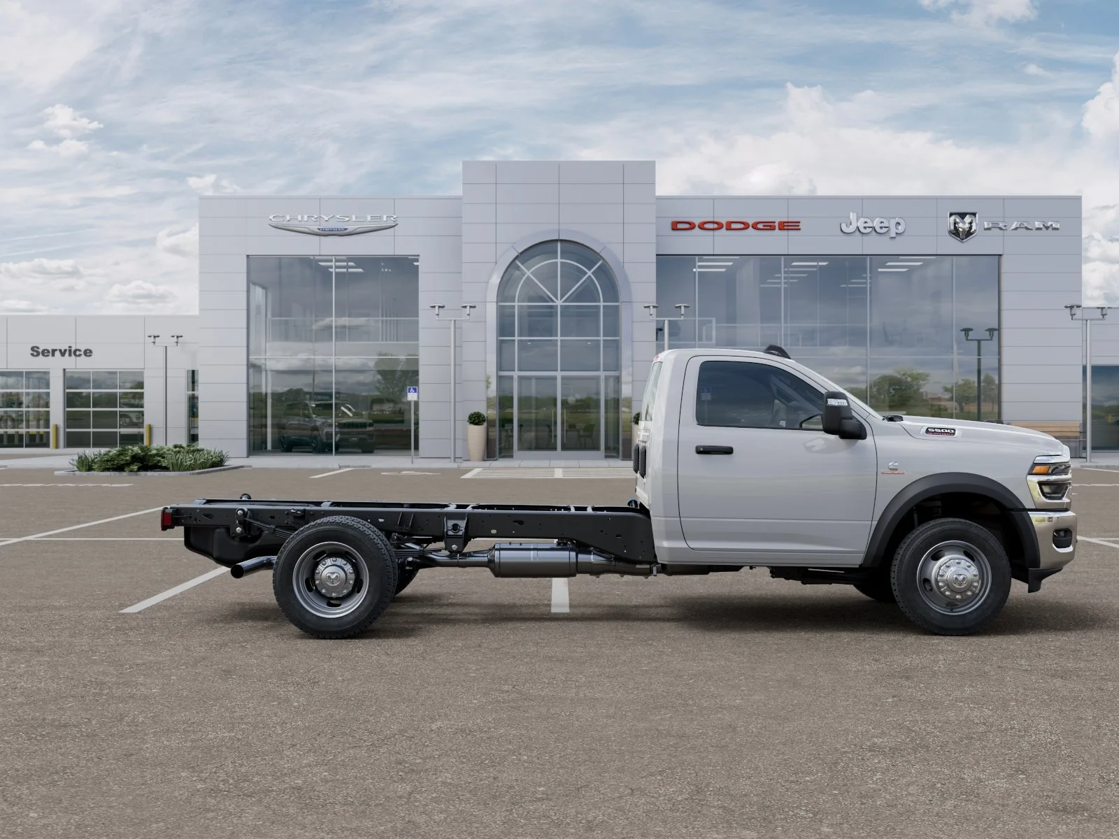 New 2025 Bright White Clearcoat RAM Tradesman image 35