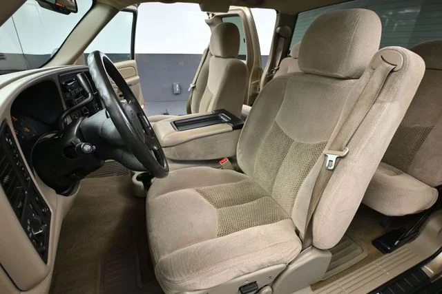 Used 2004 Beige Chevrolet Z71 image 41