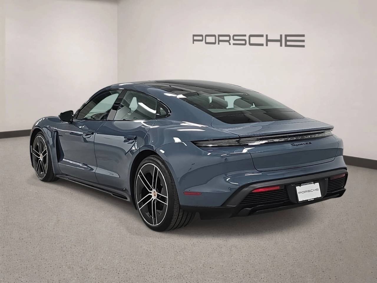 2026 Porsche Taycan S - Photo 3