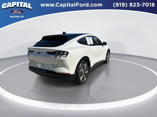 Used 2023 White Ford Premium image 8