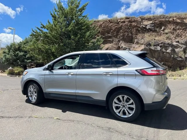 Used 2023 Silver Metallic Ford Titanium image 11