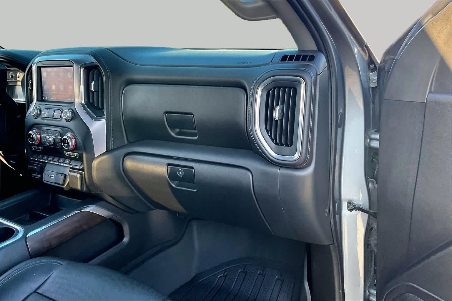 Used 2020 Satin Steel Metallic GMC SLT image 19