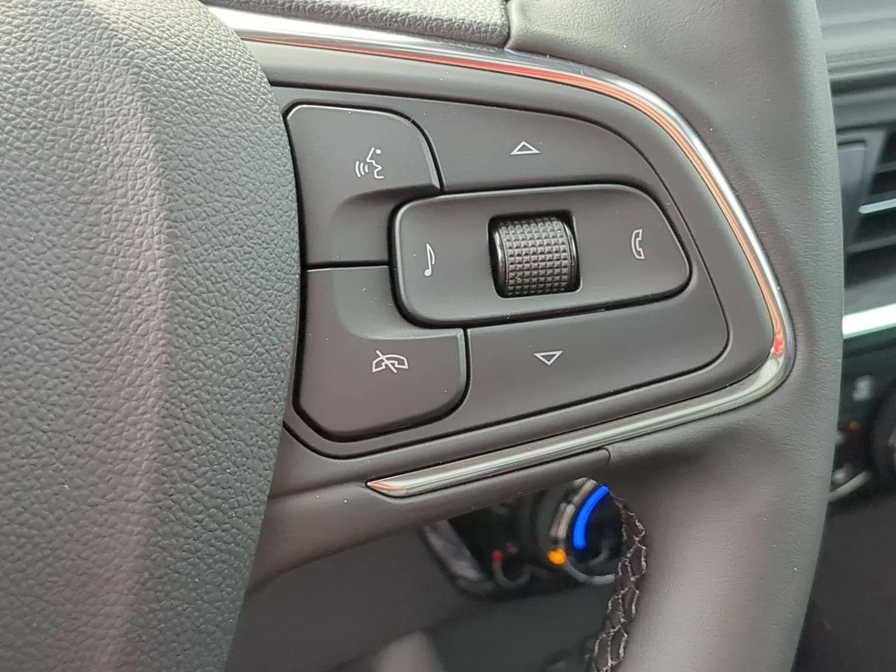 2026 Buick Encore GX Sport Touring - Photo 34