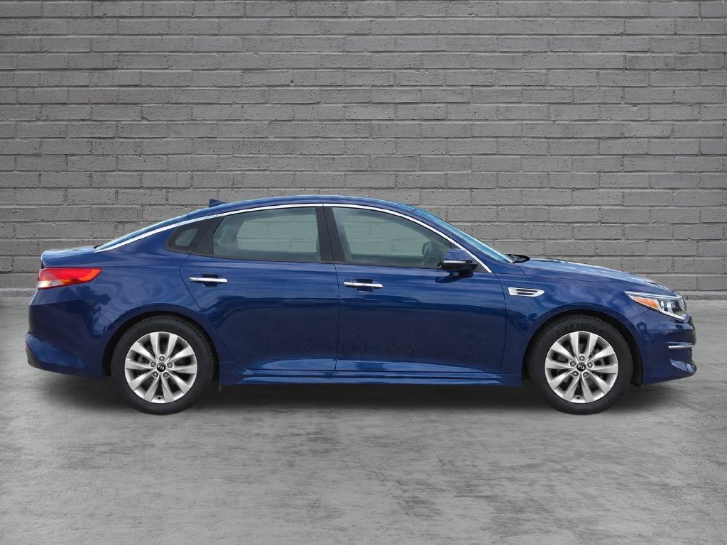 2016 Kia Optima EX - Photo 6
