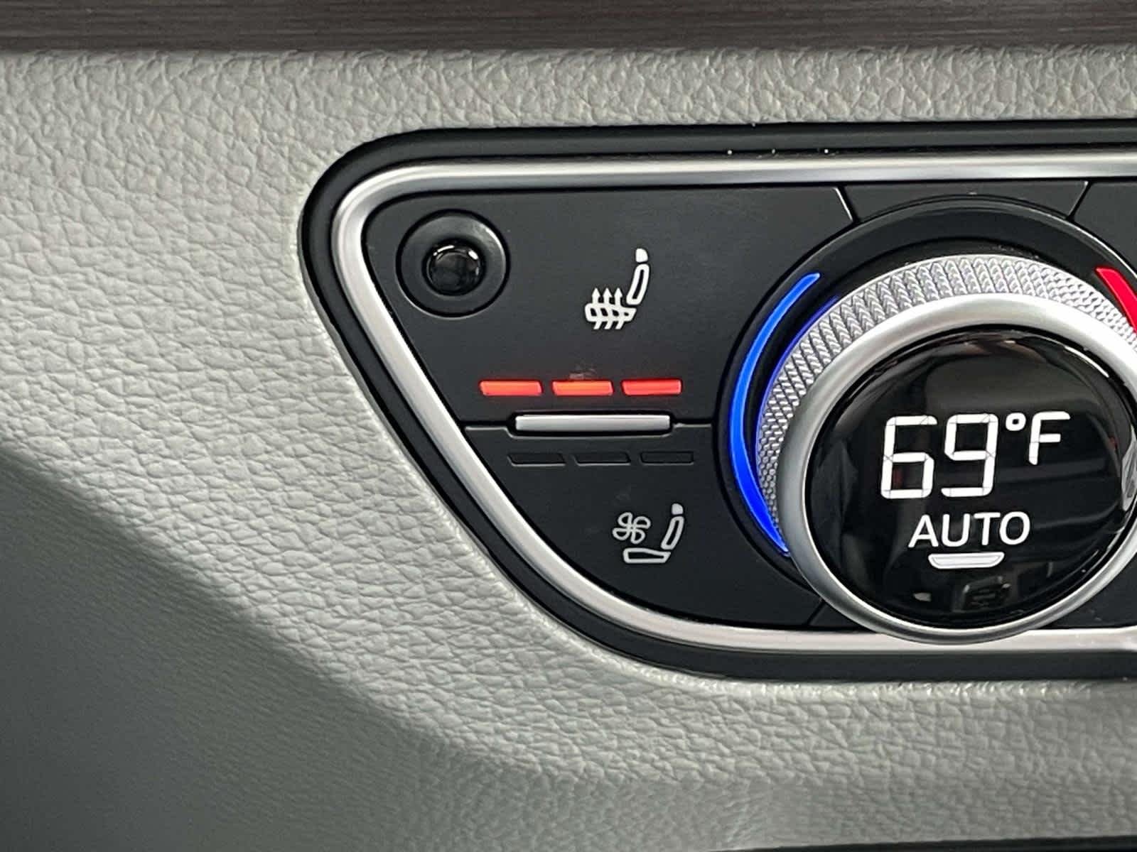 Used 2021 Glacier White Metallic Audi Premium Plus image 33