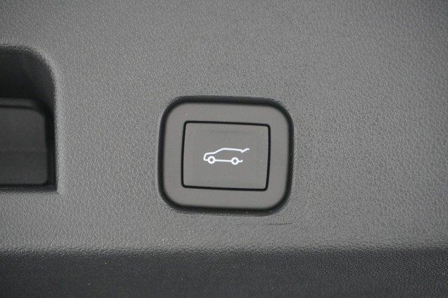 2026 Chevrolet Traverse LT - Photo 9