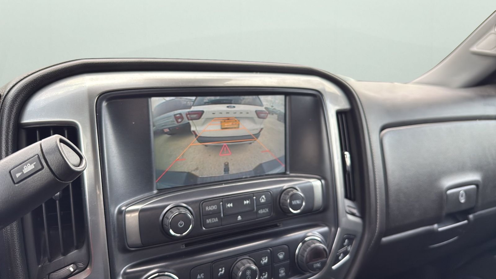 Used 2015 White Chevrolet LTZ image 18