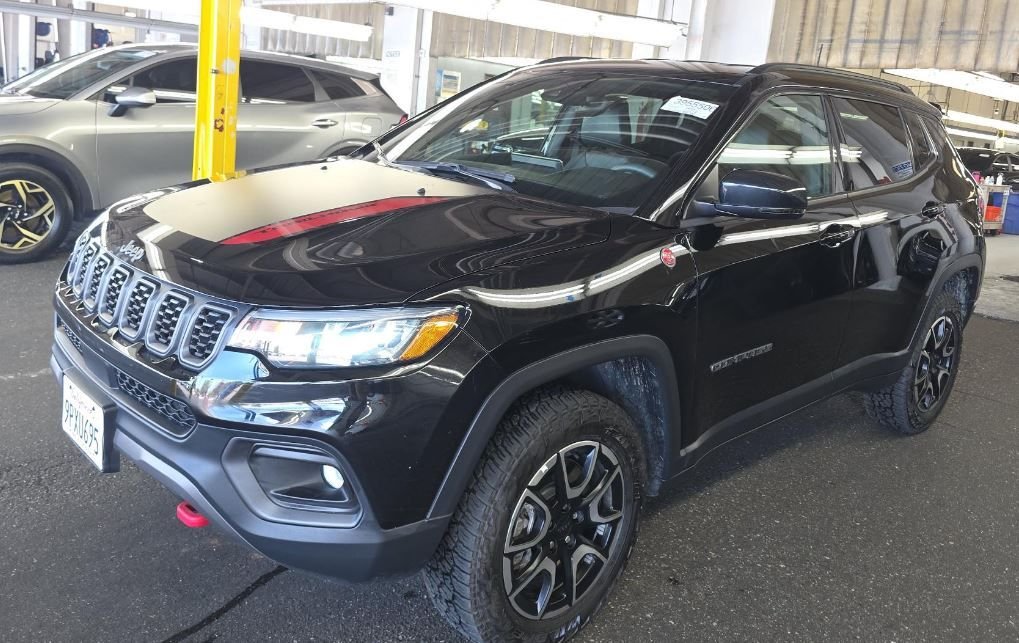 2024 Jeep Compass Trailhawk 4X4's photo