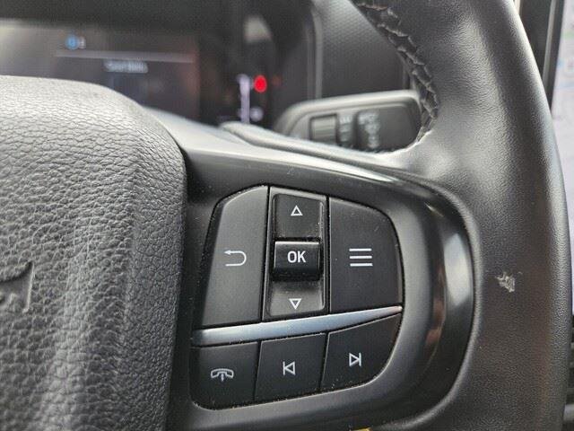 Used 2024 Oxford White Ford XLT image 16