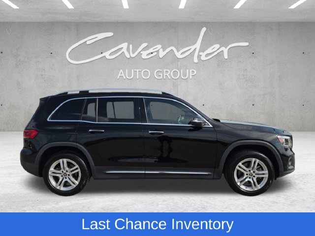 Used 2023 Black Mercedes-Benz GLB 250 image 17