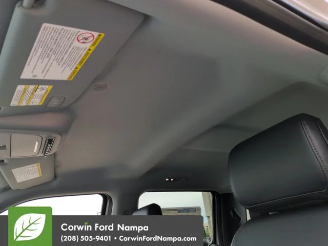 New 2026 Oxford White Ford Lariat image 23