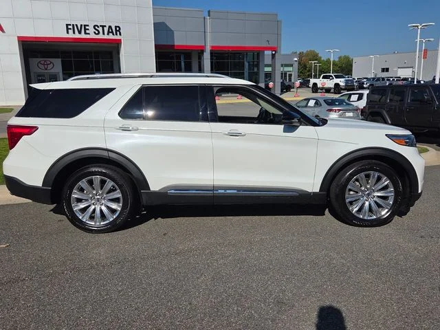 Used 2023 White Ford Limited image 15