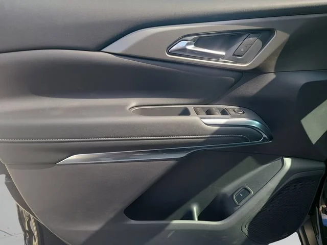 New 2026 Mosaic Black Metallic Chevrolet LT image 19