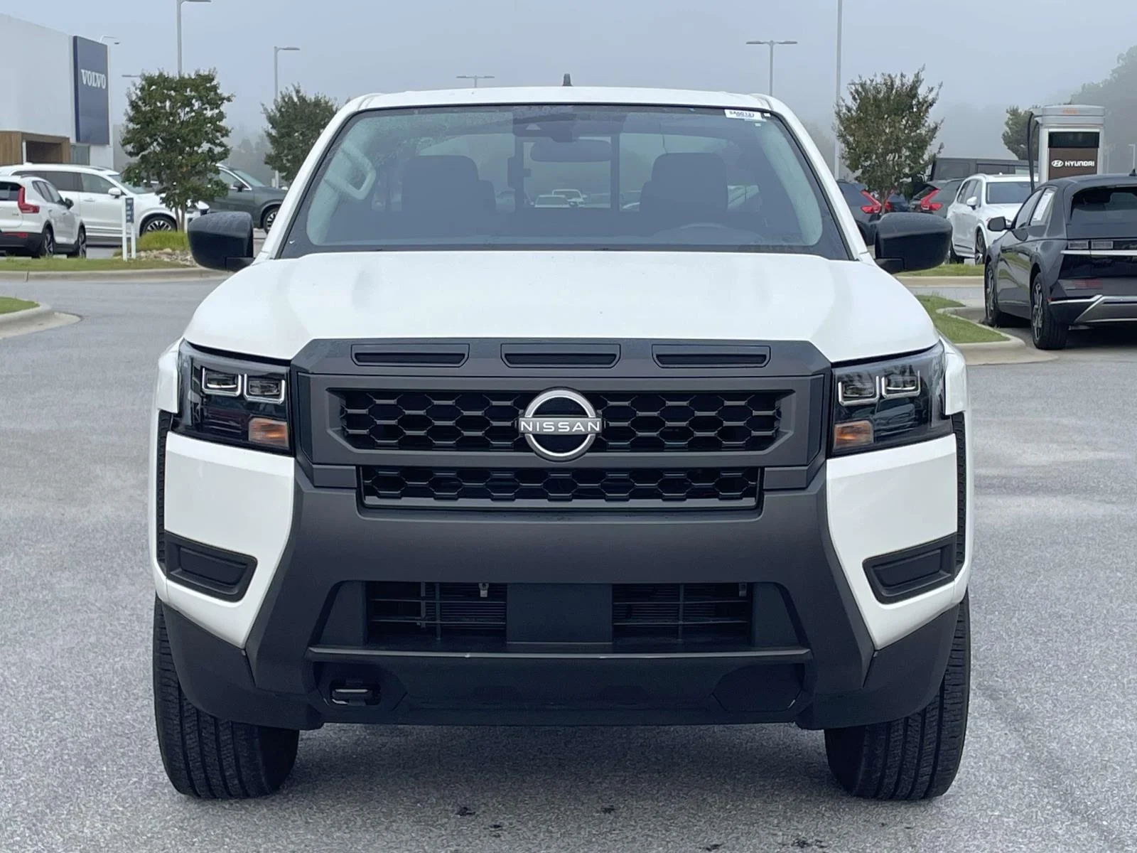 Used 2026 Glacier White Nissan S image 23