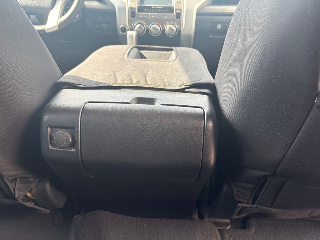 Used 2016 Silver Sky Metallic Toyota SR5 image 31