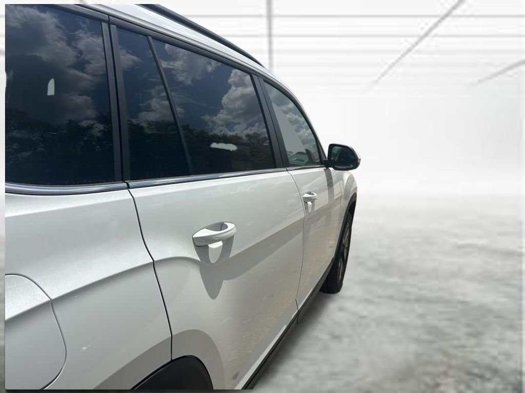 New 2026 White/off-white Volkswagen 2.0T SE w/Technology image 32