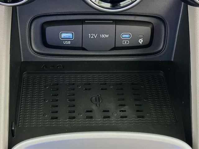 New 2026 Hyundai VENUE SEL
