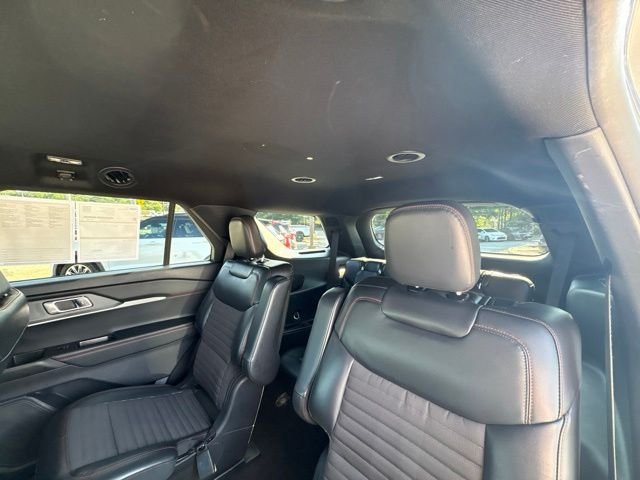 Used 2025 Gray Ford ST-Line image 34