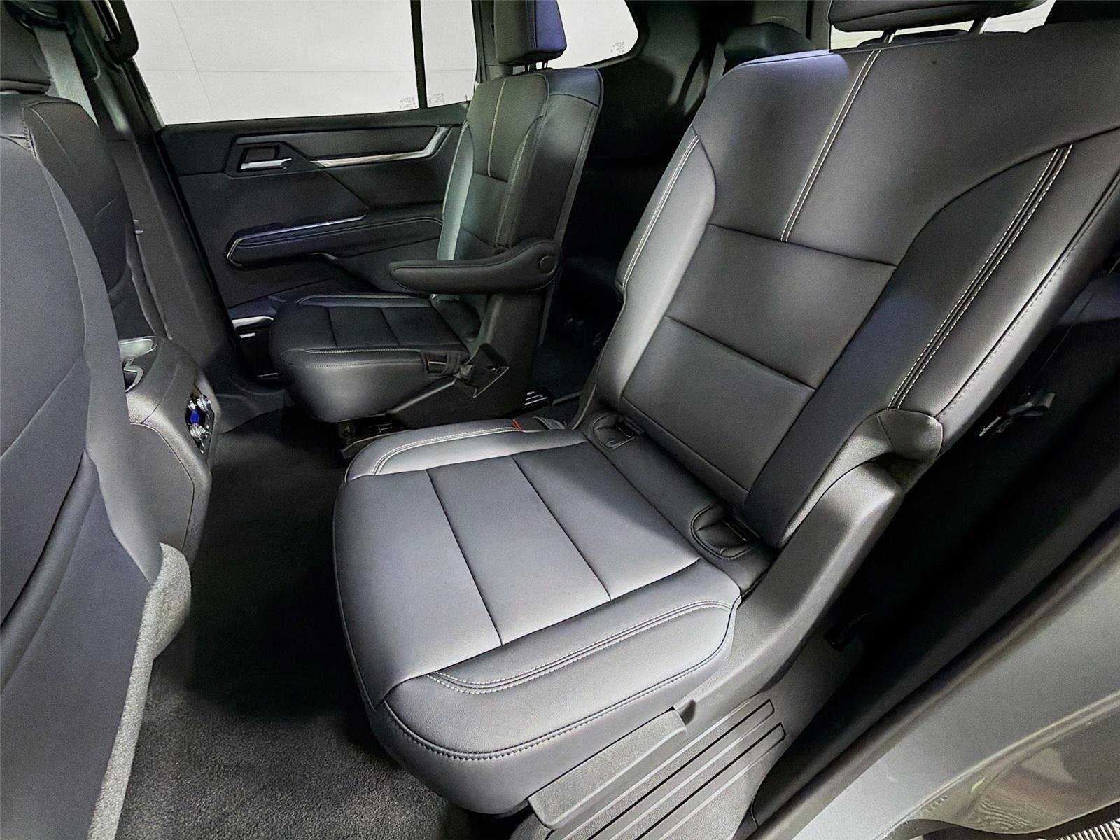 2026 GMC Acadia Elevation - Photo 23