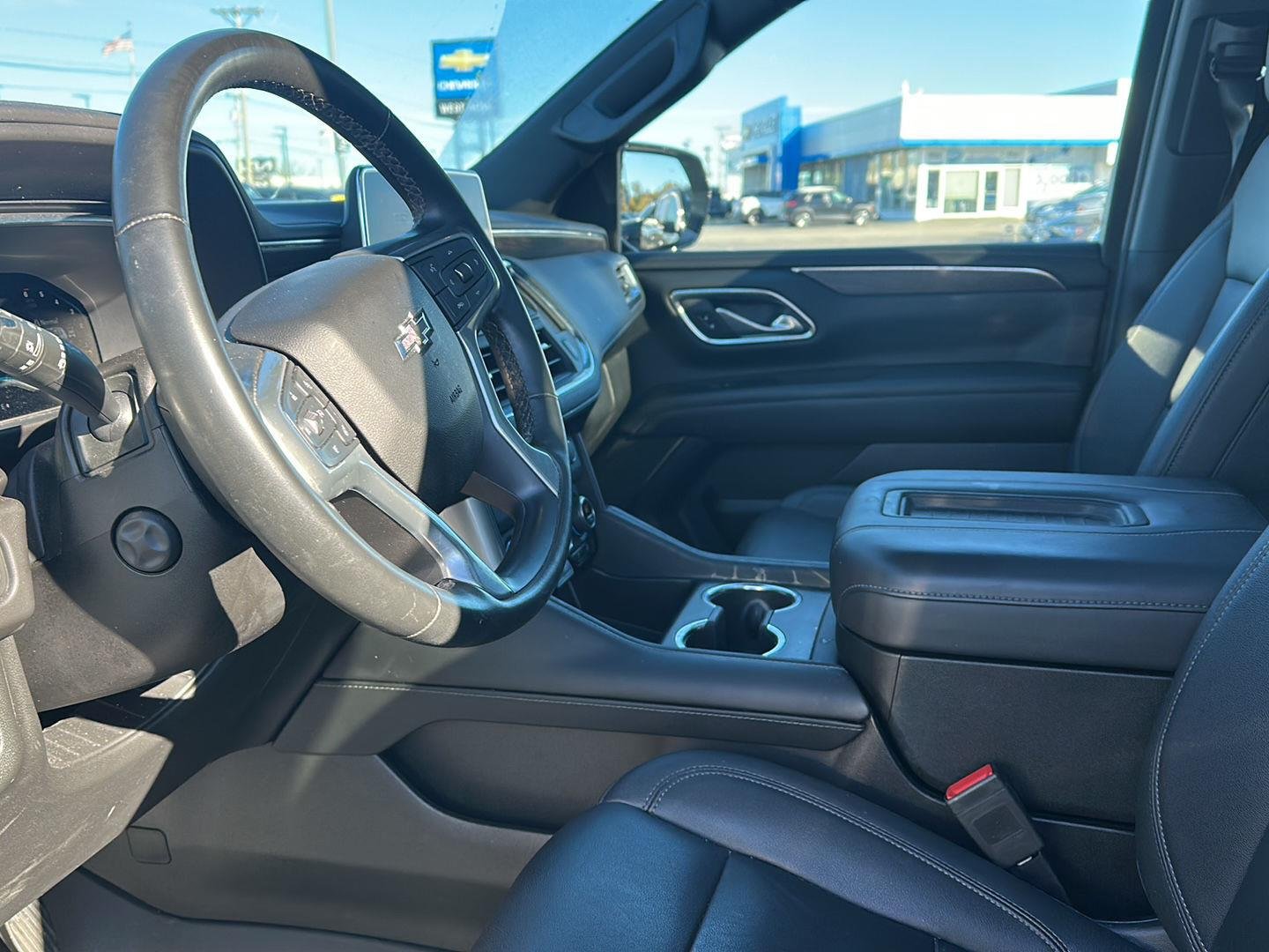 Used 2023 Black Chevrolet Z71 image 7