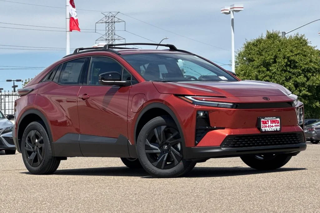 New 2026 Tandoori Toyota  SE image 2