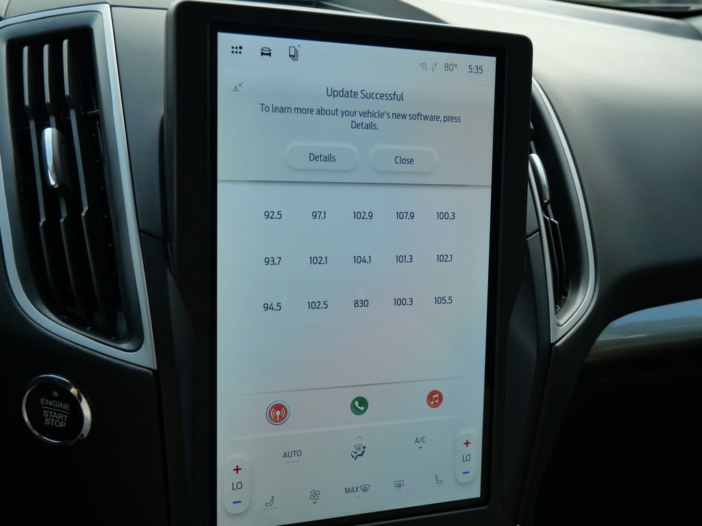 Used 2024 Black Ford SEL image 24