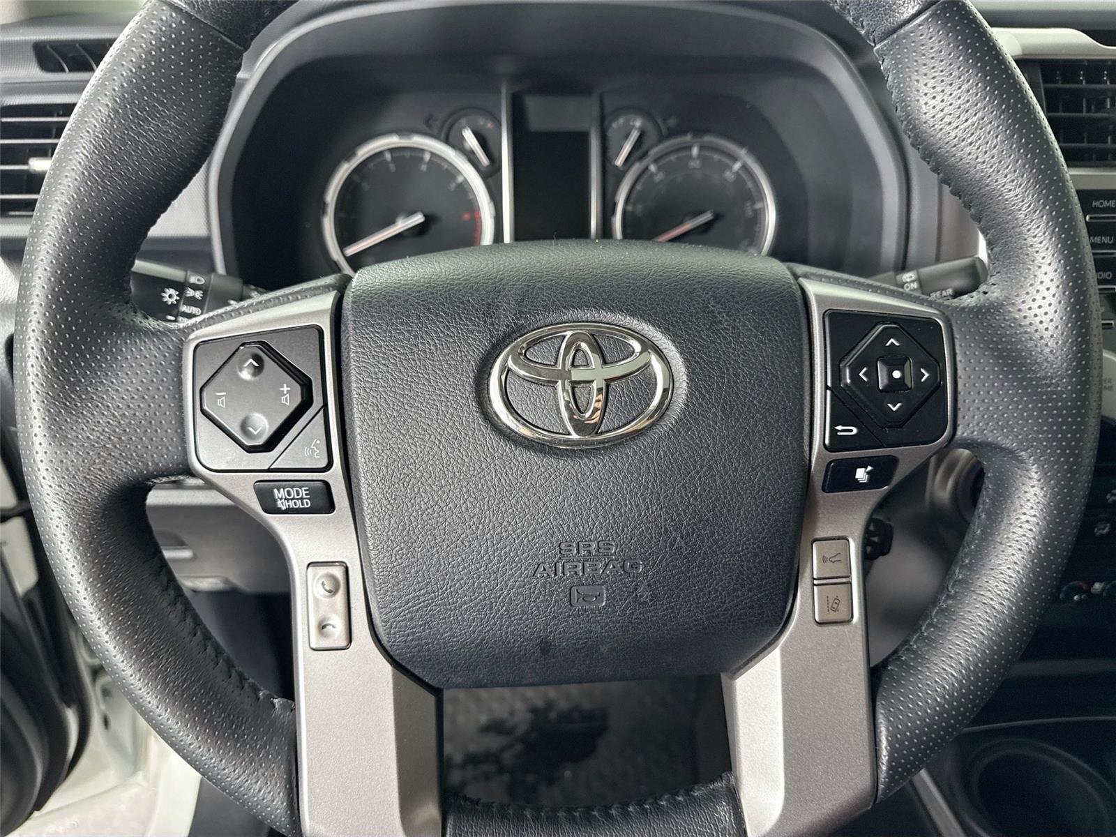 Used 2020 Blizzard Pearl Toyota Limited image 16
