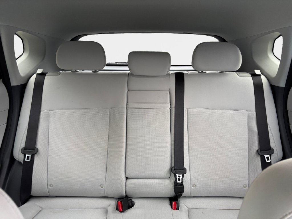 Used 2025 Green Hyundai SEL Convenience image 10