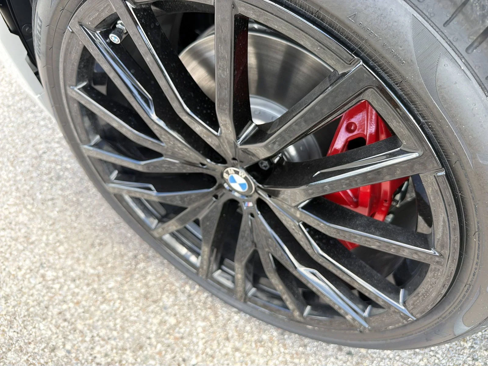 New 2026 Mineral White Metallic BMW M60i image 8