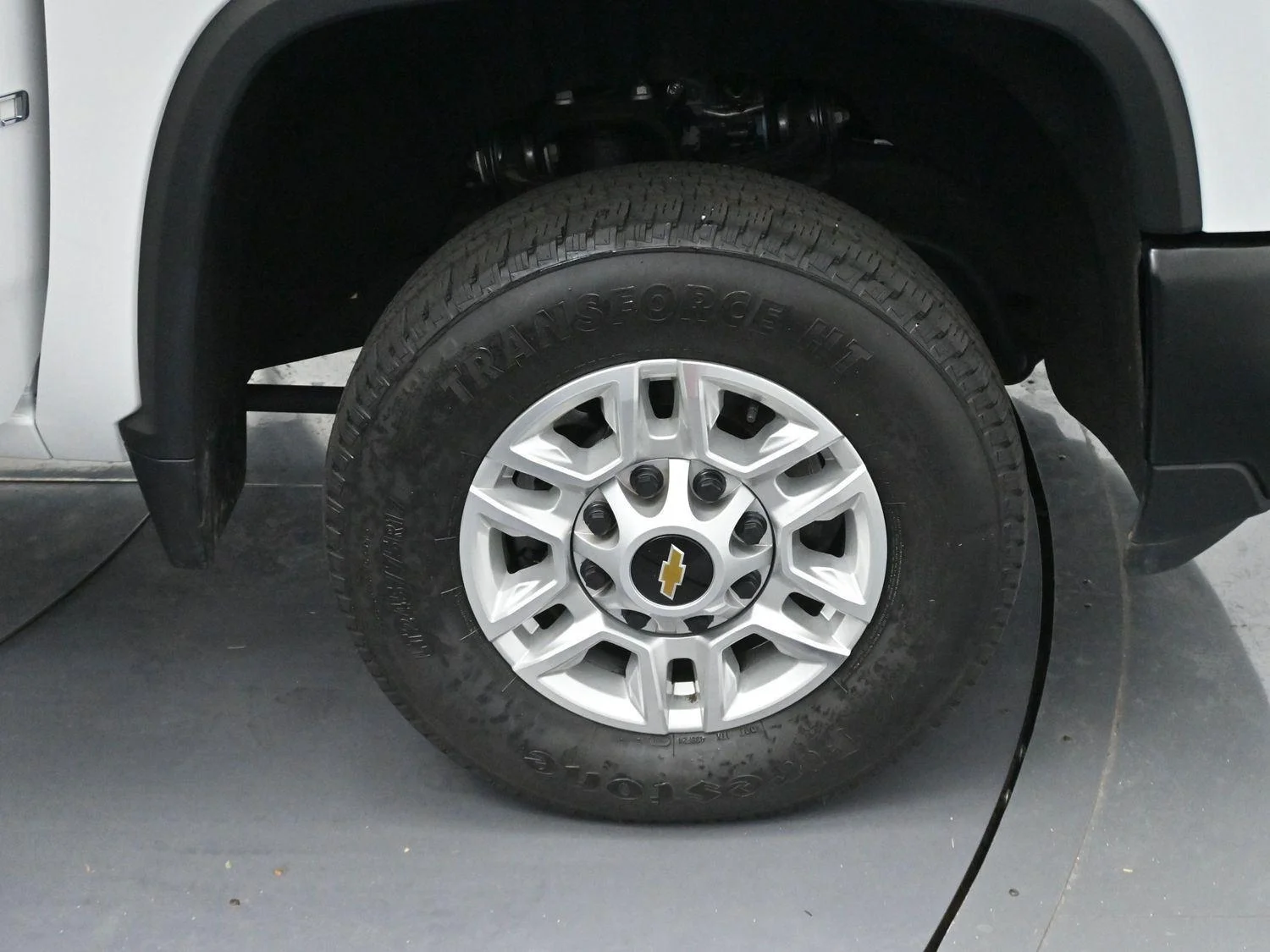 Used 2025 Summit White Chevrolet WT image 27