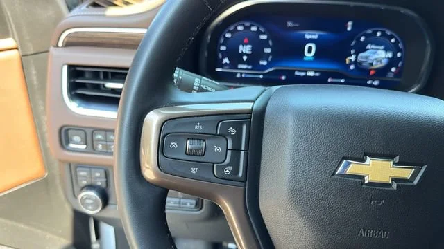Used 2024 Iridescent Pearl Tricoat Chevrolet High Country image 23