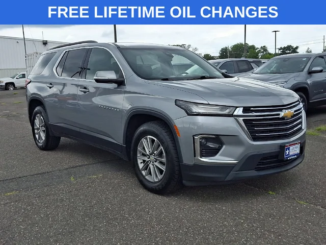 2023 Chevrolet Traverse LT Leather