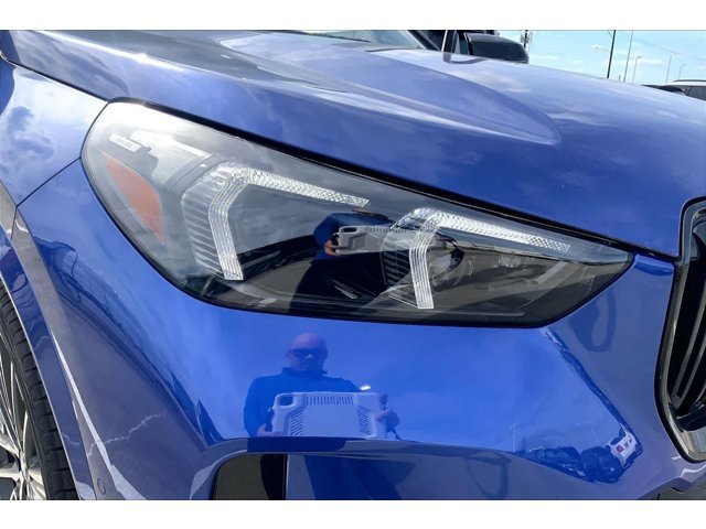 New 2026 Portimao Blue Metallic BMW M35i image 13