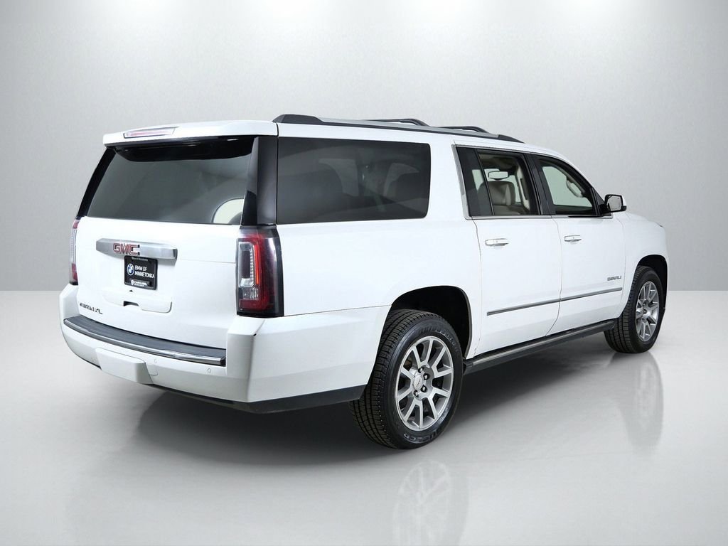 Used 2018 White GMC Denali image 10