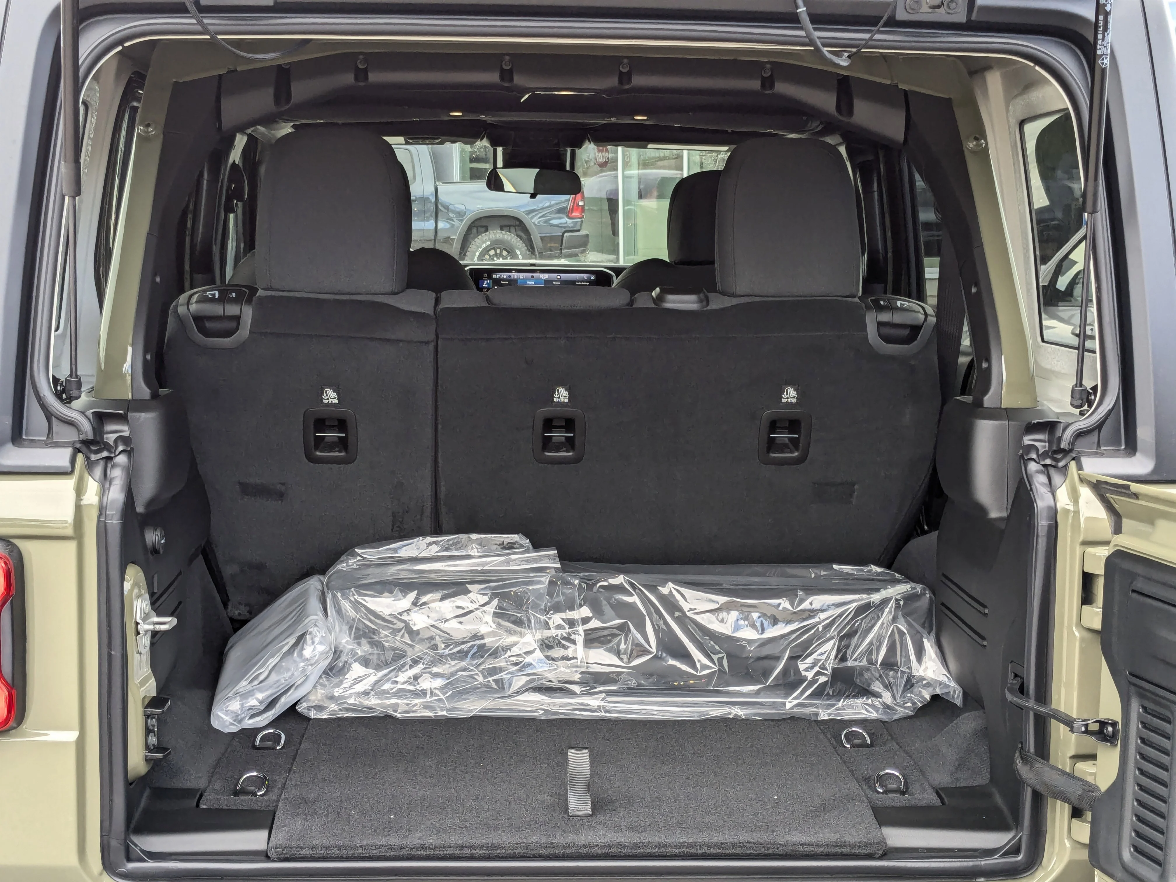 New 2025 41 Jeep Rubicon - - Convenience Group - Heated Seats & Steering - Safety Group - A/T Tires & Tons More! image 25