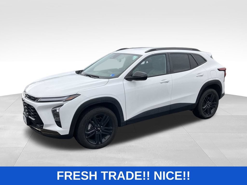 Used 2024 Summit White Chevrolet ACTIV image 2