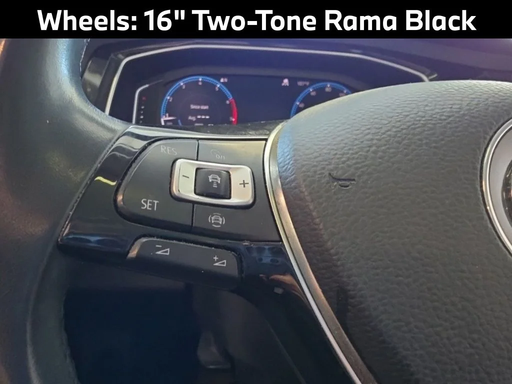Used 2019 Blue Volkswagen SEL image 17
