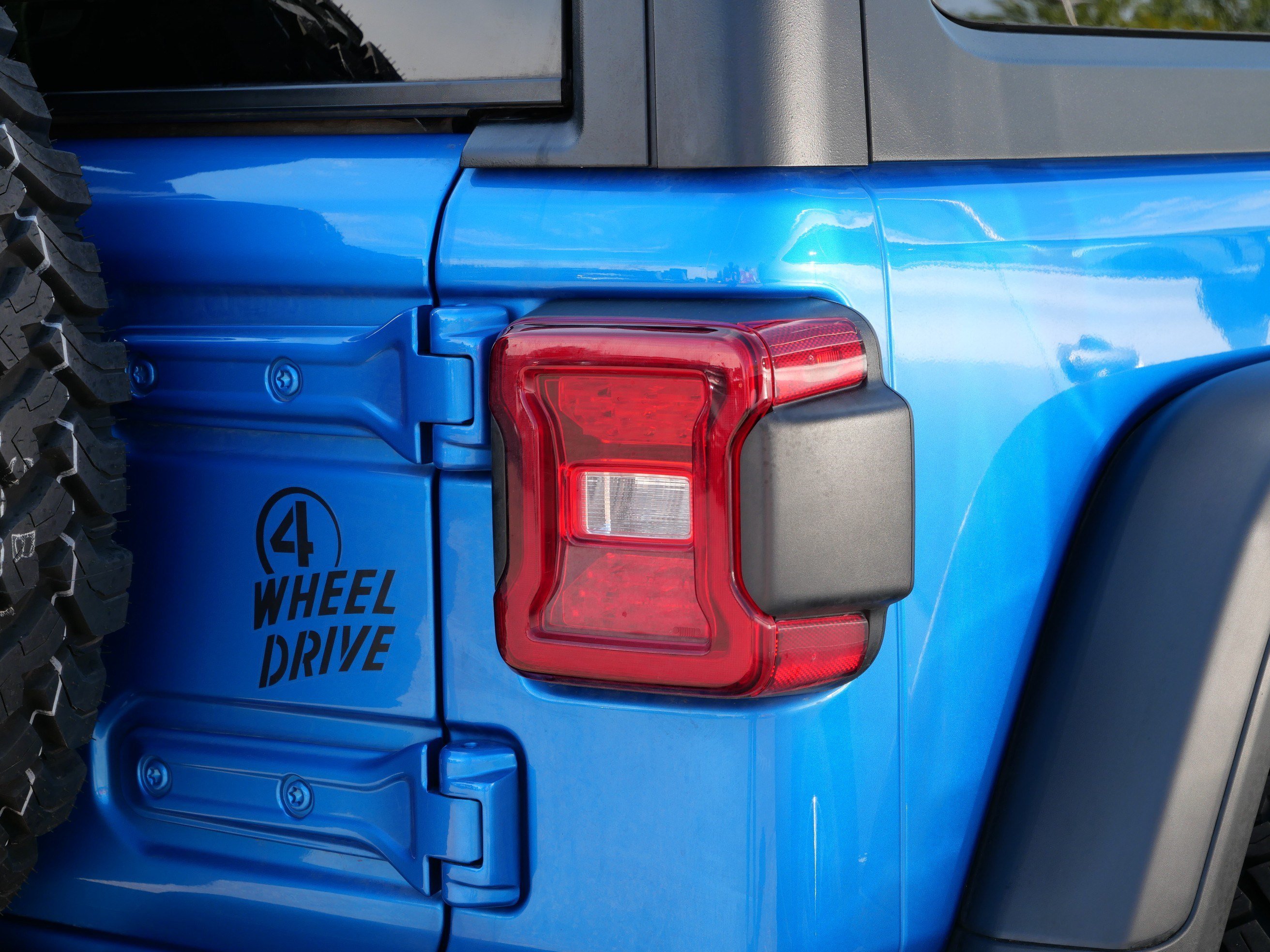 Used 2025 Hydro Blue Pearlcoat Jeep Willys image 8