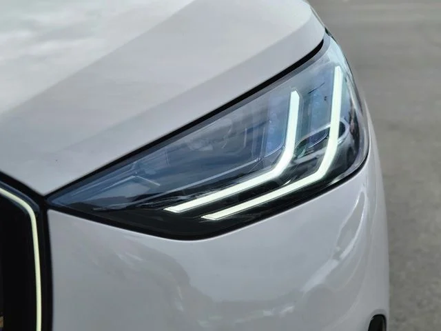 New 2026 Beige BMW 30 xDrive image 9