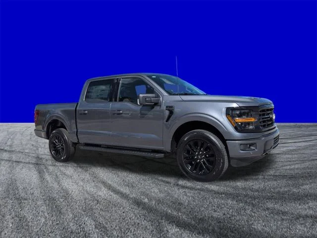 New 2026 Gray Ford XLT image 2